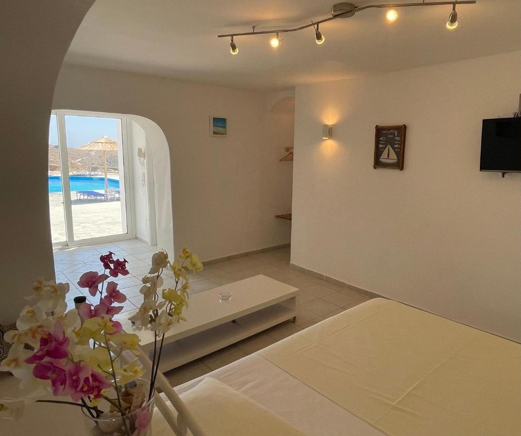 Charakas Horizon Apartment Gavrio Luaran gambar
